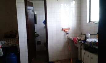 Imagem 3: Casa espaçosa com 4 quartos, ótima oportunidade para morar, ou investir