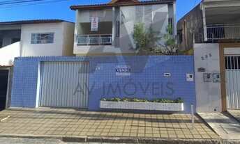 Imagem: Oportunidade! Casa ampla c/4 qtos no Bairro