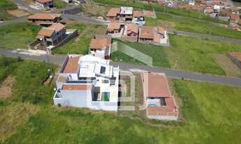 Imagem: Bandeira do Sul - Casa Padrão - Residencial