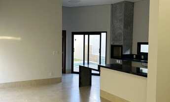 Imagem 5: Casa de condomínio para venda tem 167 metros quadrados com 3 quartos