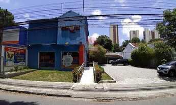 Imagem: AVH168 - Casa comercial com estacionamento