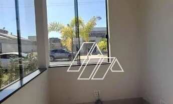 Imagem 4: Casa com 3 dormitórios sendo 3 suítes. Condomínio fechado com portaria e segurança 24h