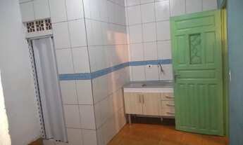 Imagem 2: Casa 2 cômodos grande com banheiro