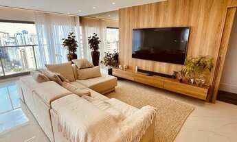 Imagem 4: Apartamento Venda 3 Dormitórios - 157 m² Moema