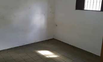 Imagem 2: ALUGO CASA TÉRREA