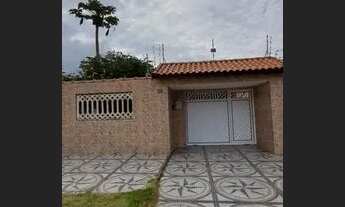 Imagem: Casa no bairro Ruínas, próxima a praia