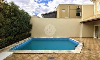 Imagem 7: Casa Sobrado - Reformado - 4 Dormitórios - Piscina Aquecida - Venda