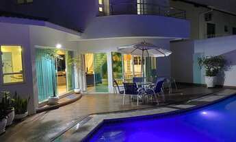 Imagem: Casa para venda possui 394 metros quadrados