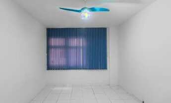 Imagem 2: Vaga Feminina num apto no coração da Tijuca