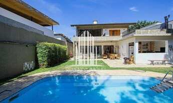 Imagem 2: Casa à venda no Alto de Pinheiros com 4 suítes, 8 vagas, piscina - Próximo ao parque Vila