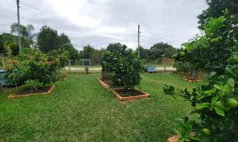 Imagem 3: Velleda oferece elegante sítio com chalé, piscina e frutíferas em condomínio fechado na Ág