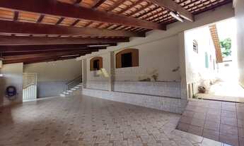 Imagem 2: Casa para venda no bairro São Carlos, 4 quartos, lote 360m² - Anápolis - GO