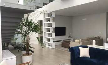 Imagem: Sobrado à venda no Condomínio Ibiti Royal