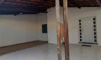 Imagem 4: Casa para aluguel com 150 m2, com 2 quartos, sala e cozinha amplos, garagem para 3 carros