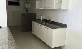 Imagem 3: Alugo apt Ed. Varandas do Tamandaré com 2 quartos sendo 1 suite