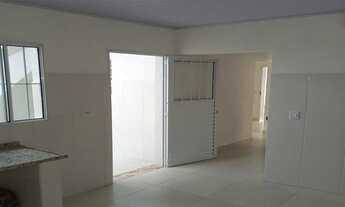 Imagem 4: 02 quartos, sala, cozinha, quintal, Wc e vaga de garagem