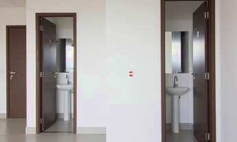 Imagem 7: Sala Comercial de 39m², em andar alto, 2 banheiros + varanda à venda e pronta para uso no