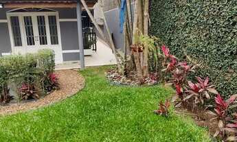 Imagem 3: Sobrado com lindo jardim - Analiso permutas