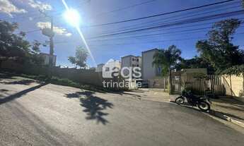 Imagem 2: Apartamento Reformado com Porcelanato e Teto em Gesso - 2 Quartos