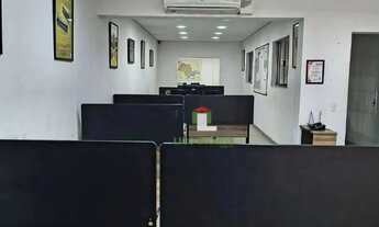 Imagem 2: Prédio com, 245 m² na Luz