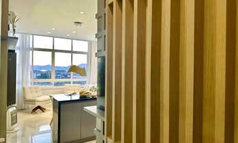 Imagem 2: PÉ DIREITO ALTO E VISTA PRIVILEGIADA !