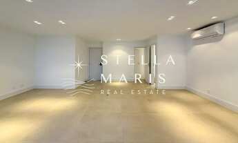 Imagem 7: Ipanema, Apartamento com varandão, original 4 suítes e 2 vagas à venda em prédio novo na m