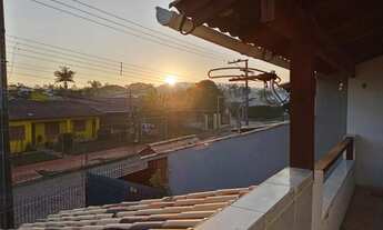 Imagem 5: Excelente oportunidade de adquirir um sobrado no charmoso bairro Guarujá