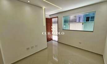 Imagem: Sobrado para venda tem 50 metros quadrados