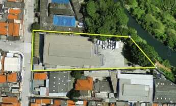 Imagem: Imóvel para venda tem 3030 metros quadrados