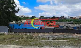 Imagem 7: Galpão em construção em loteamento em cumbica