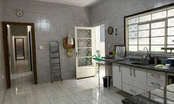 Imagem 4: Casa com 3 dormitórios para alugar, 103 m² por R$ 2.543/mês - Vila Geny - Lorena/SP