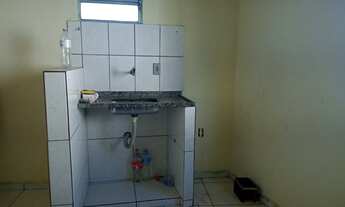 Imagem 2: Kitnet no centro 550 com água e luz incluso