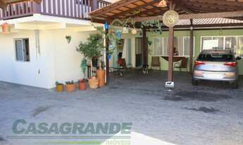 Imagem 2: Casa em excelente localização no bairro Água Verde próximo a padaria Pão Dourado: Paviment