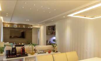 Imagem 2: Apartamento à venda com 107m², 2 quartos sendo 2 suites e 2 vagas