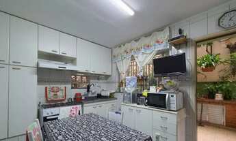 Imagem 2: Casa à venda na Vila Mariana, 240 metros com 3 quartos e 2 vagas