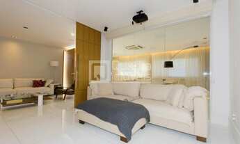 Imagem 2: Casa Contemporânea no condomínio Interlagos de Itaúna