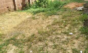 Imagem 2: Vende-se casa com terreno