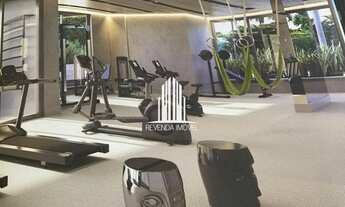 Imagem 2: Apartamento de 244 m² com 4 quartos sendo os 4 suítes, 6 banheiros e 3 vagas