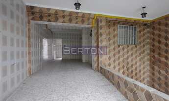 Imagem 2: Vende-se Casa com 02 Dormitórios garagem para 02 Carros com Portão Automático em Vila Sant