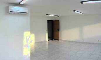 Imagem 2: Sala Comercial com 2 banheiros e 2 vagas de garagem