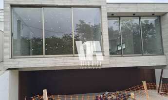 Imagem 2: Espetacular Casa Moderna com 4 dormitórios sendo 3 Suítes E piscina com Cascata, 290 m²