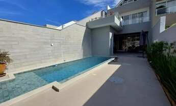 Imagem 1: Casa de condomínio sobrado para aluguel tem 280 metros quadrados com 5 quartos