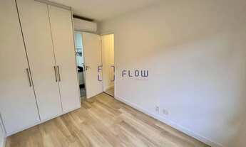 Imagem 6: 50m² localizado na Vila Mariana, 01 ampla sala com varanda, 02 dormitórios sendo 01 suíte