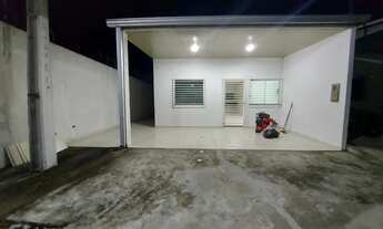 Imagem 2: Casa em Flores com 2 quartos climatizados | Não Perca