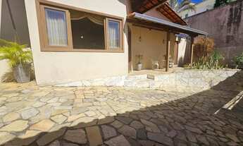 Imagem 7: Casa Linear, com 4 Quartos e 3 banheiros à Venda, 405 m² por R$ 1.380.000 no Santa Amélia