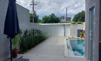 Imagem 3: Casa de condomínio sobrado para aluguel tem 280 metros quadrados com 5 quartos