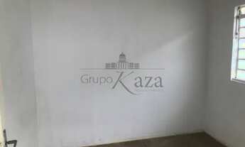 Imagem 2: Casa para aluguel tem 102 metros quadrados com 3 quartos