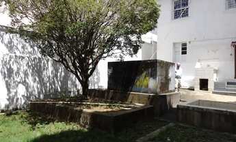 Imagem 6: Casa para aluguel possui 216 metros quadrados com 6 quartos em Barroca - Belo Horizonte