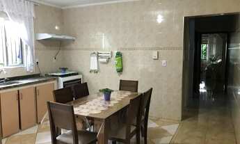 Imagem 5: Sobrado para venda possui 251 metros quadrados com 3 quartos