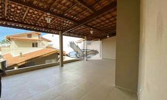 Imagem 3: Casa à venda no bairro Parque Tescarollo - Itatiba/SP